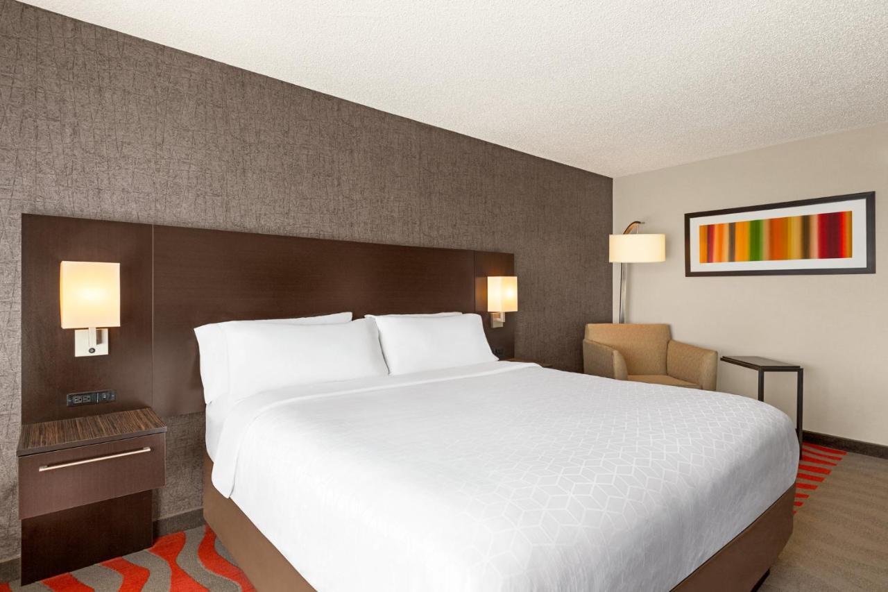 Holiday Inn Boston - Cambridge Area By Ihg Somerville Buitenkant foto