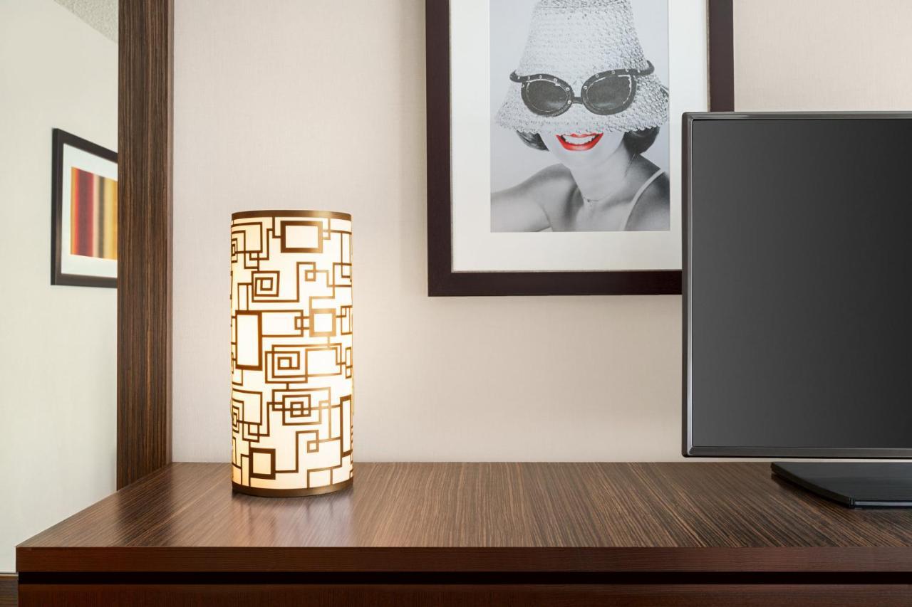 Holiday Inn Boston - Cambridge Area By Ihg Somerville Buitenkant foto